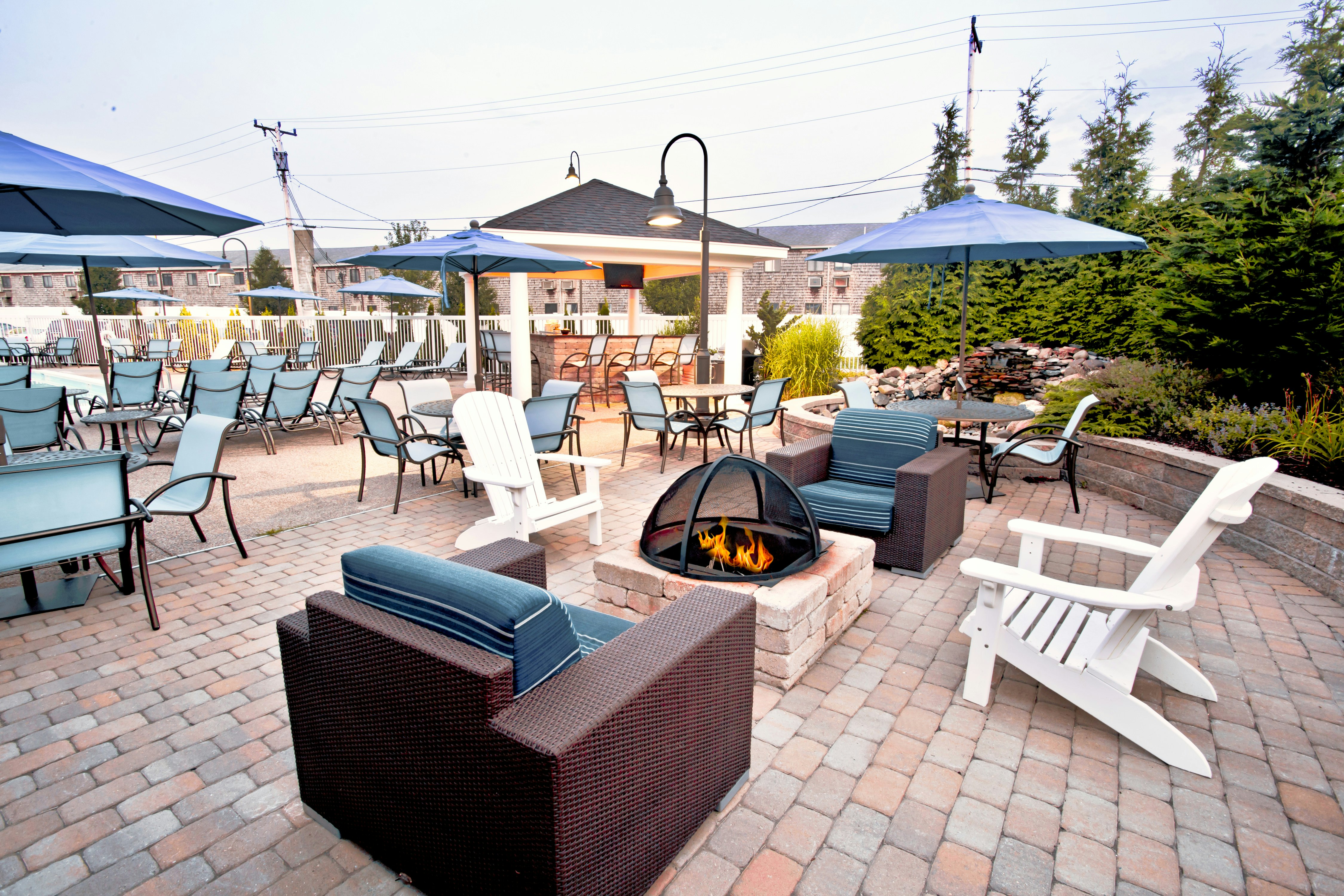 Hampton Inn & Suites Cape Cod-West Yarmouth 14/16