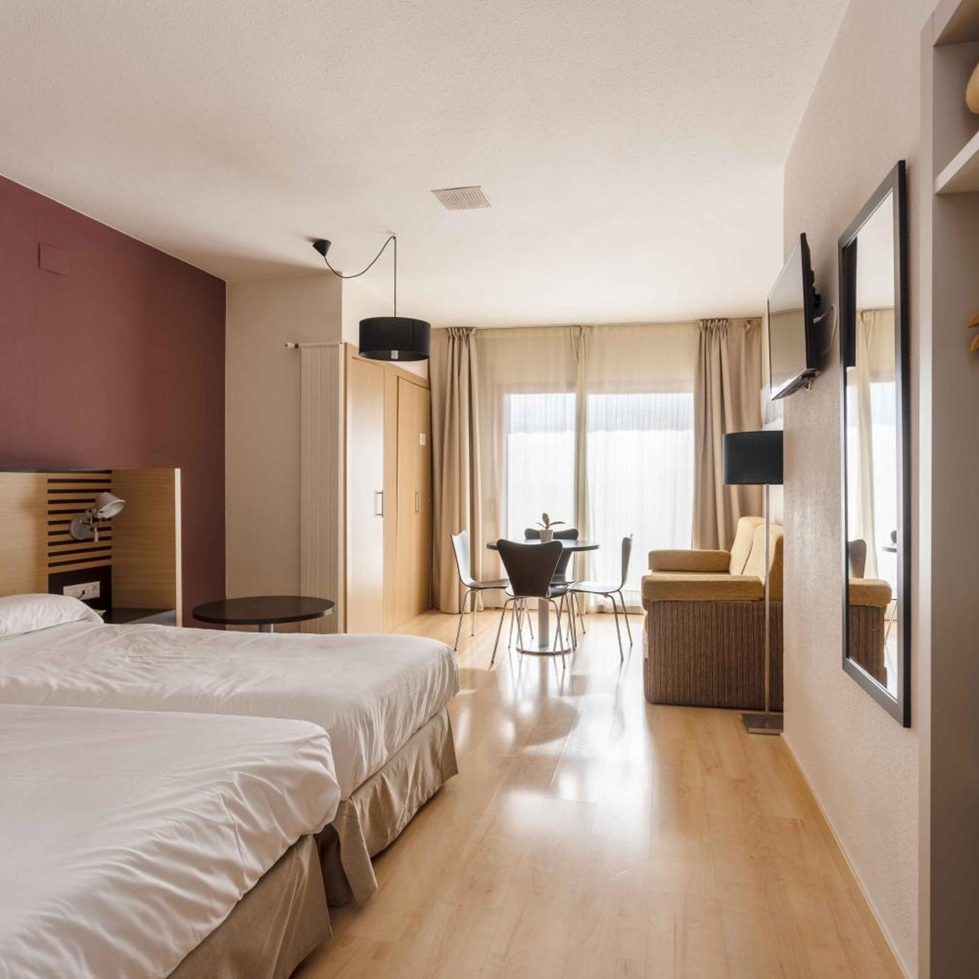 Room, Twin Beds, Kitchenette