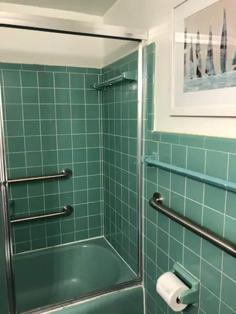 May Dee Suites 66/67