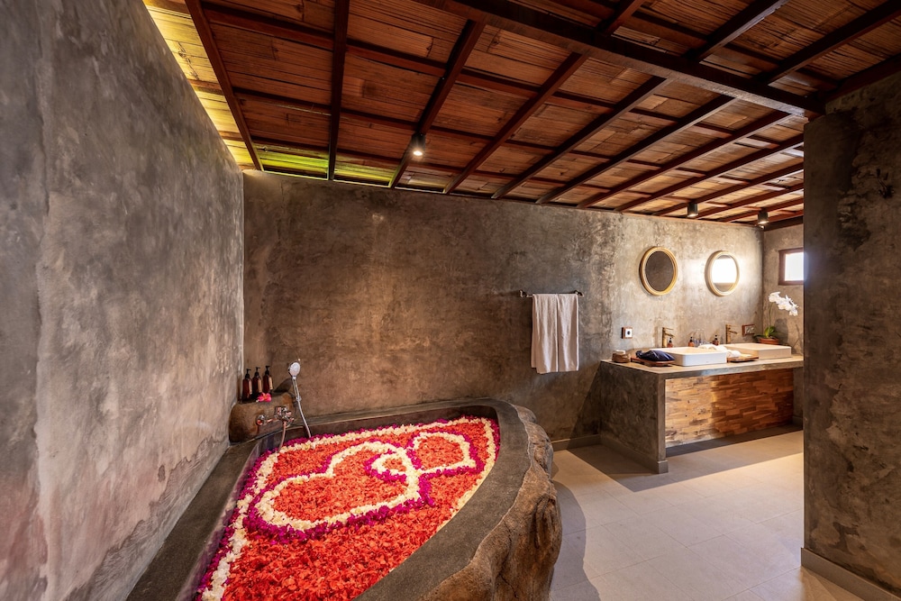 Beehouse Dijiwa Ubud 26/48