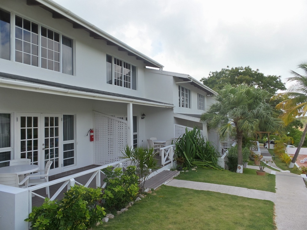 DICKENSON BAY COTTAGES 1/50