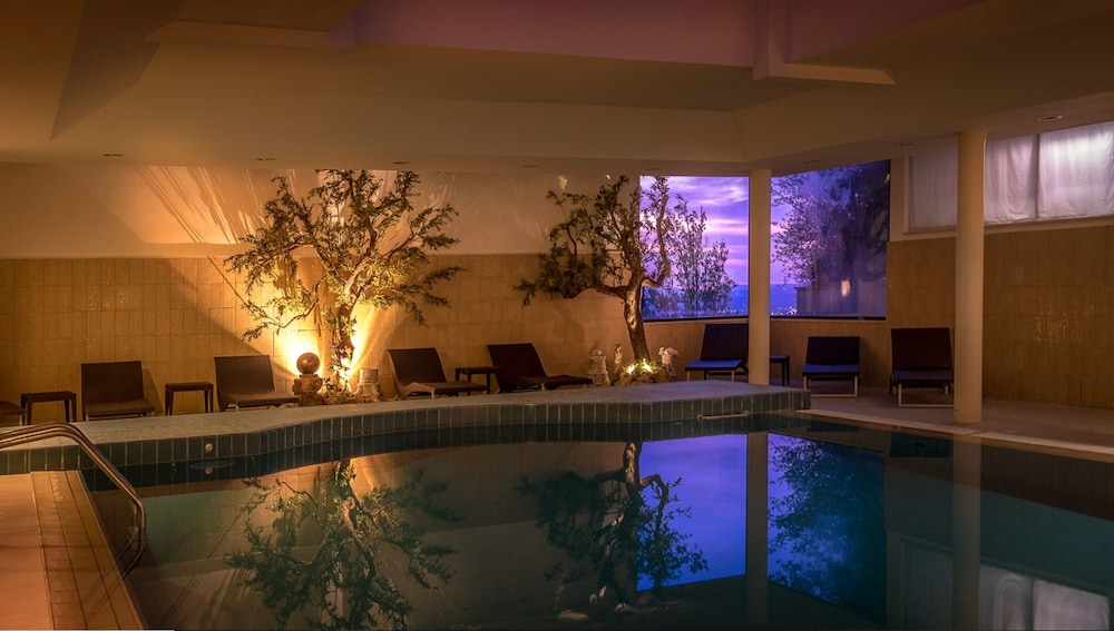 BV Grand Hotel Assisi 31/43