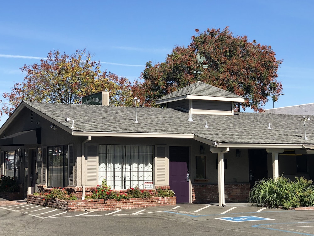 Diablo Mountain Inn 7/66