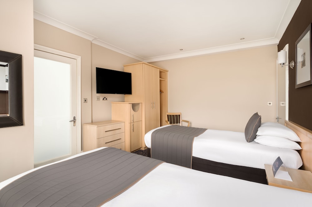 Royal Station Hotel 30/69