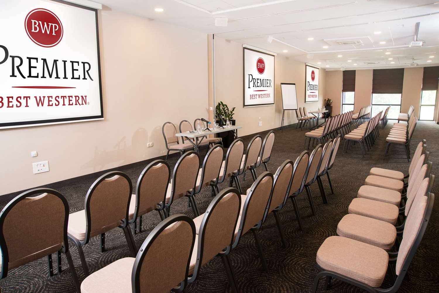 Premier Sofia Airport Hotel 45/46