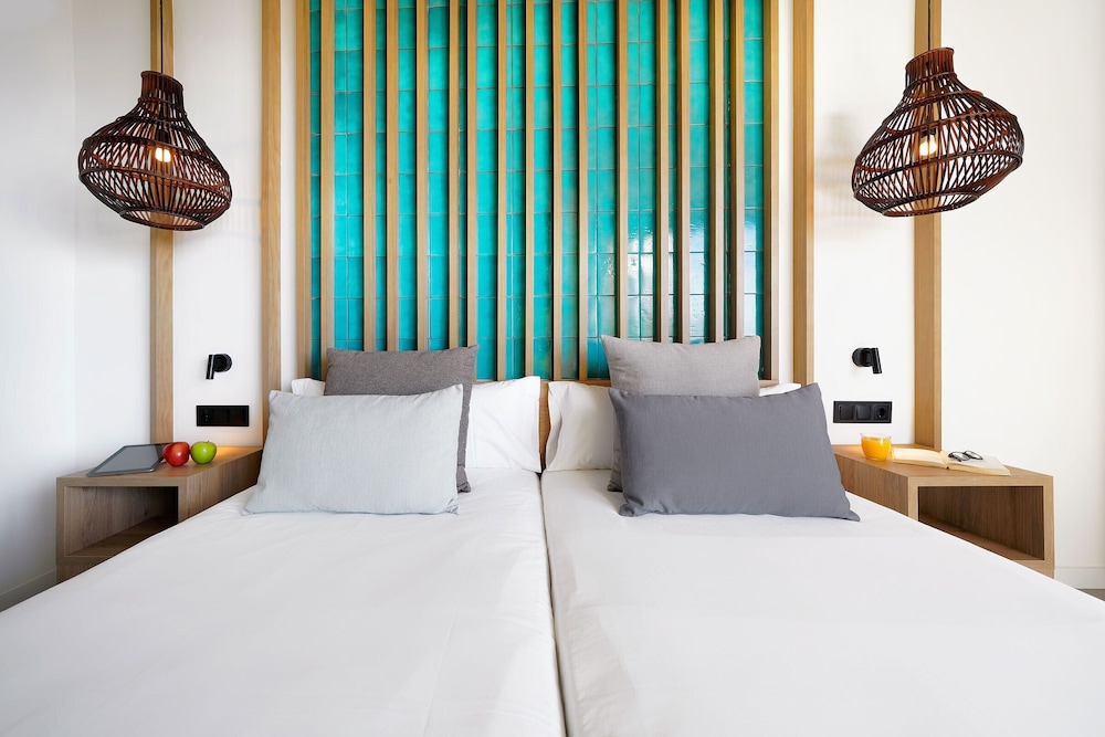 HOVIMA Suites Costa Adeje 18/64