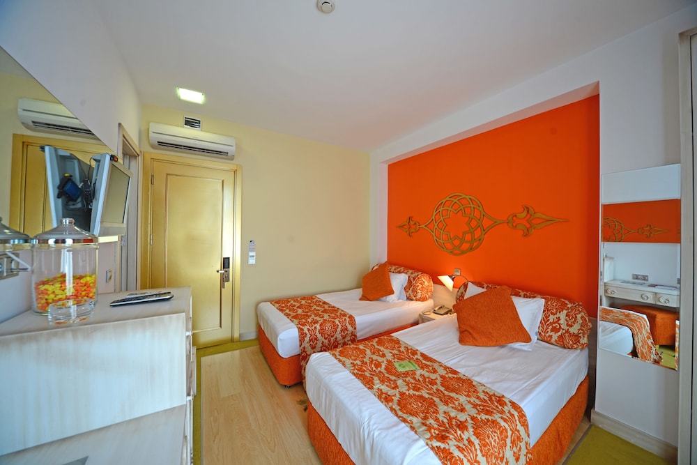 Adamar Hotel Special Category 12/66
