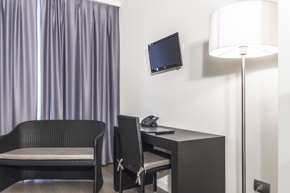 Tag Hotel 27/50