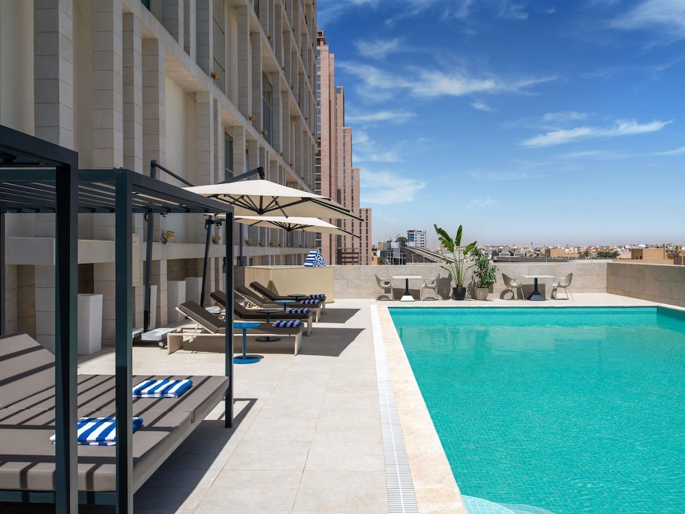 Novotel Riyadh Sahafa 53/58