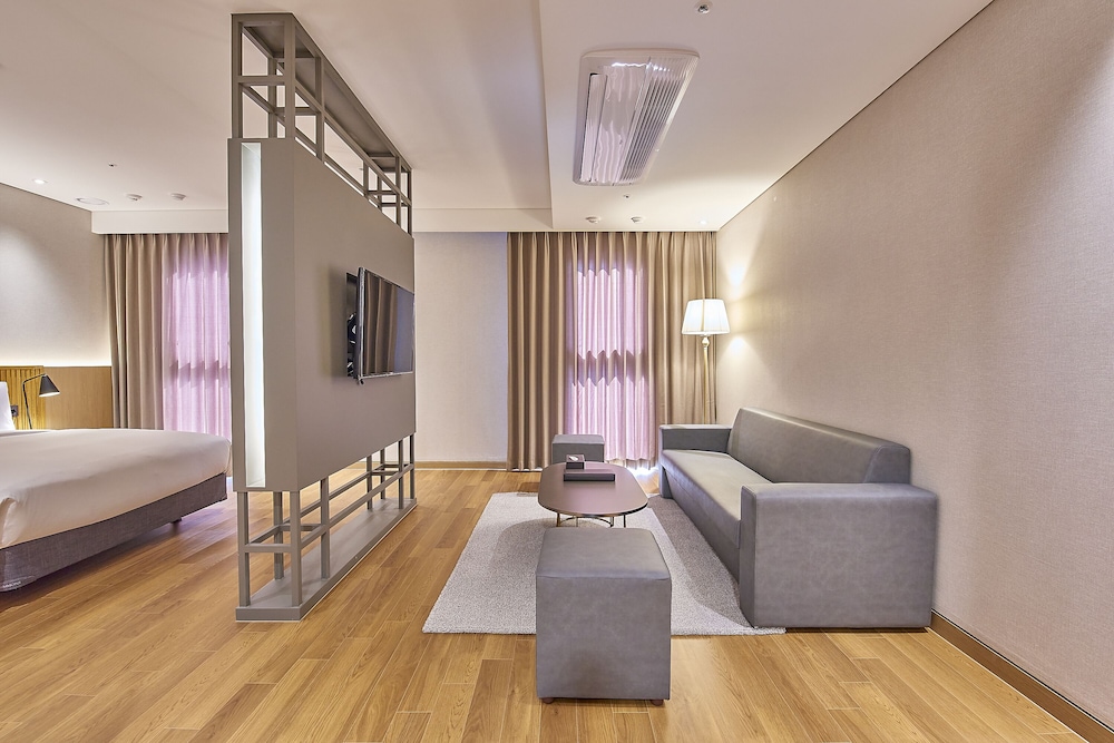 Busan City Hotel 30/50