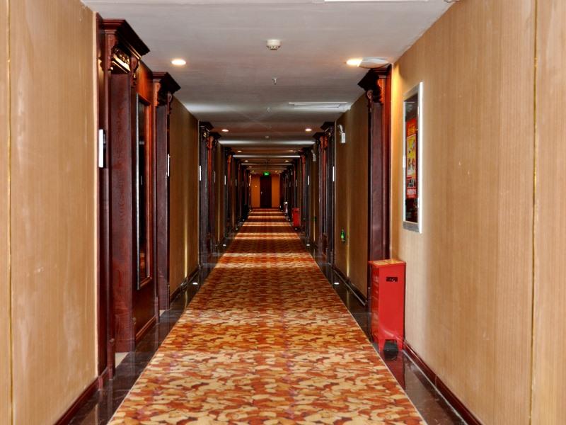 GreenTree Alliance Tacheng Wenqin Road Left Bank Of Sunshine Hotel 23/24