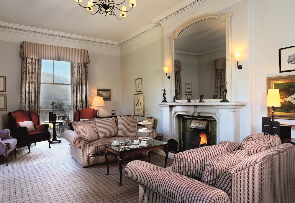 Macdonald Leeming House 21/50