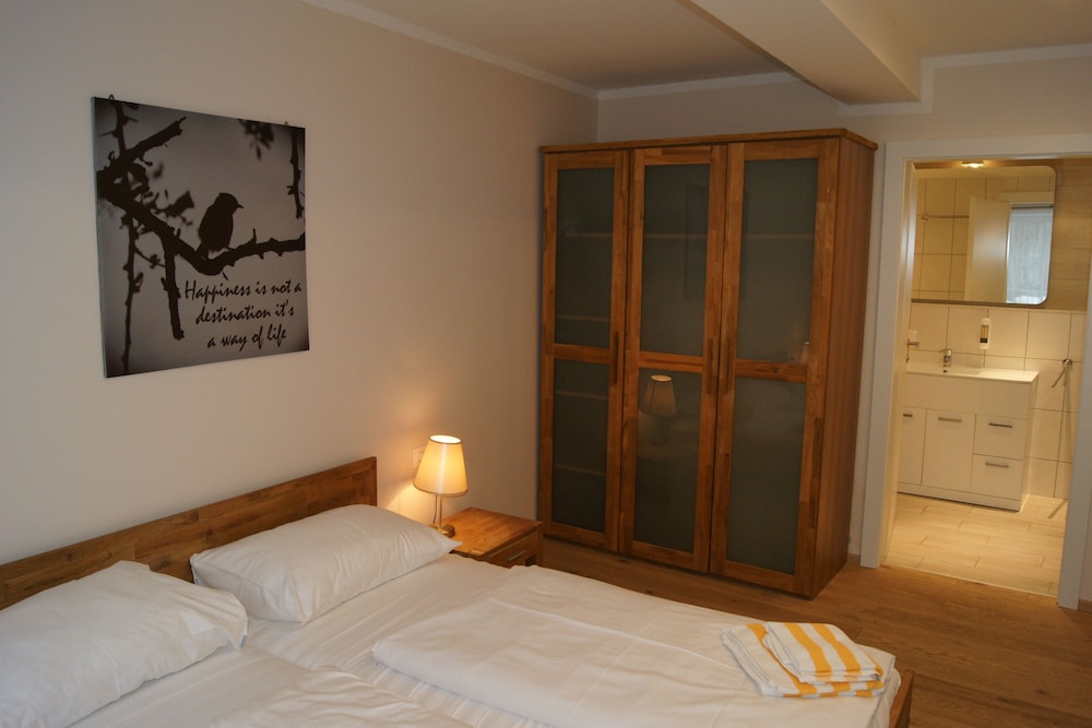 Hotel Lindenhof 33/72