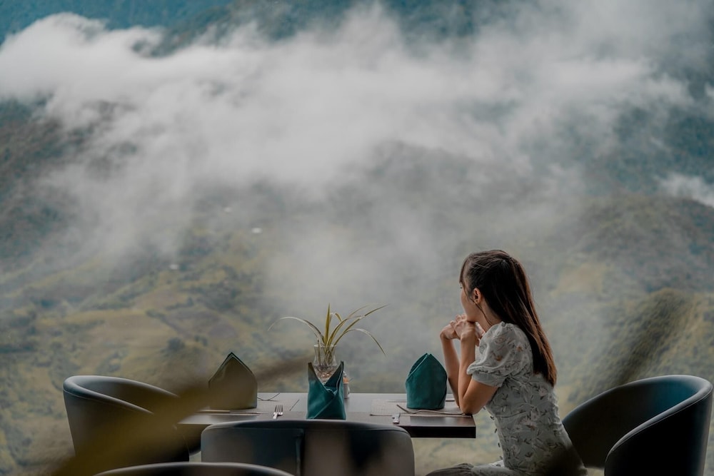 Sapa Diamond Hotel 40/42