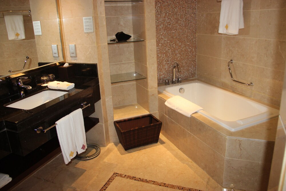 Jinling New Town Hotel Nanjing 32/35