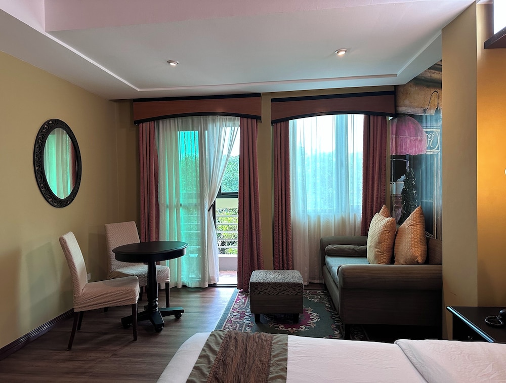 Lee Boutique Hotel 31/74