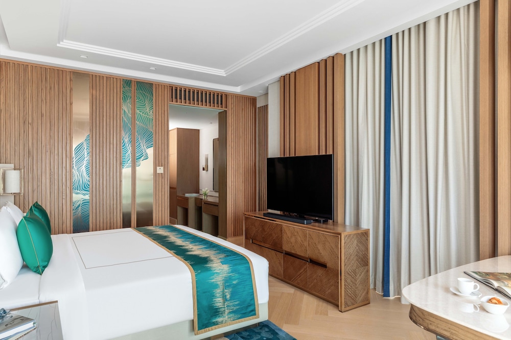 Taj Exotica Resort and Spa, The Palm, Dubai 53/110