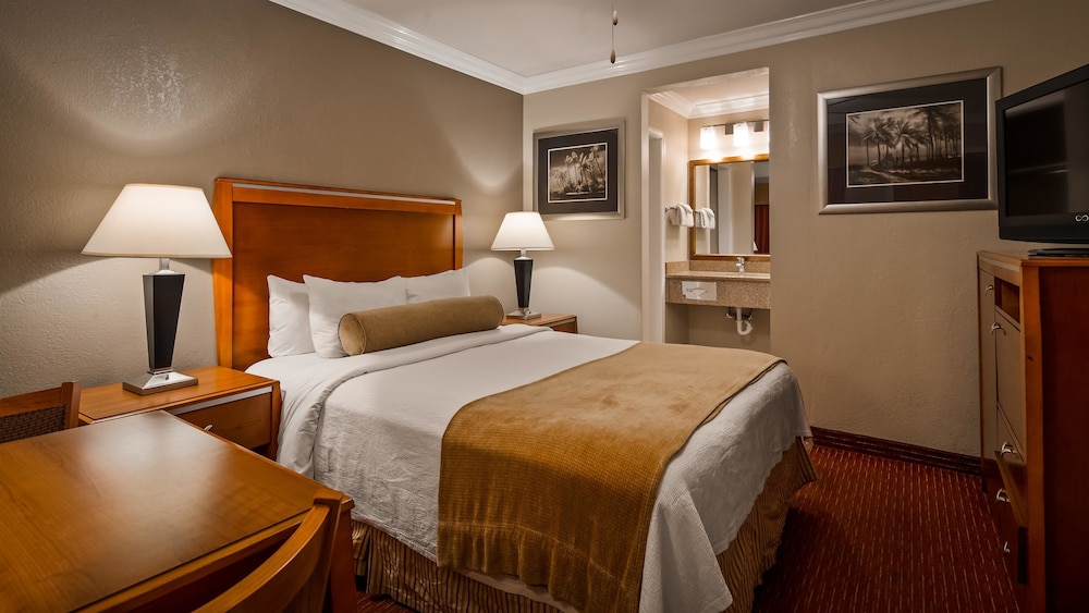 Best Western Tradewinds 20/48