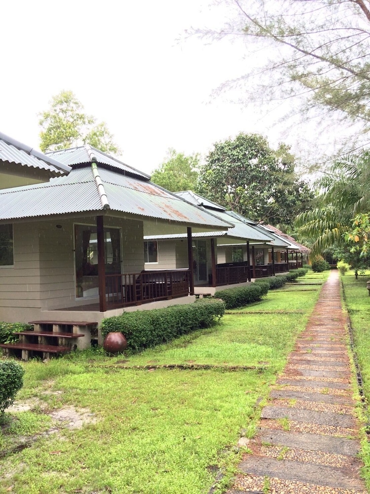 Payam Cottage Resort 17/21