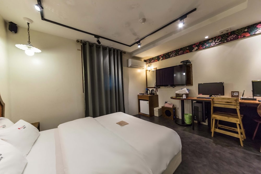 Hotel Yaja Yeongdeungpo 3/50