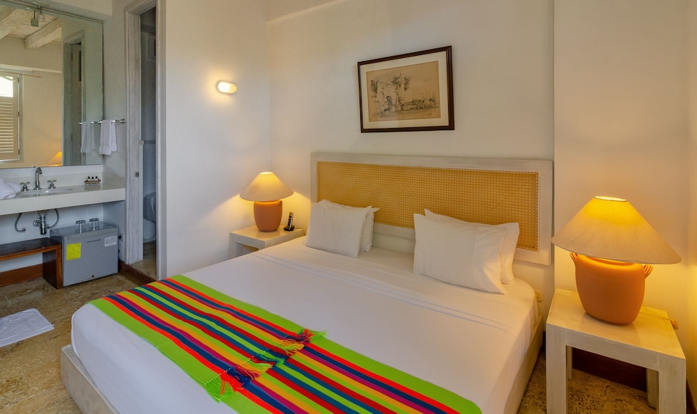 غرفة كلاسيكية بسرير كينج، Hotel Casa Pizarro 3/5