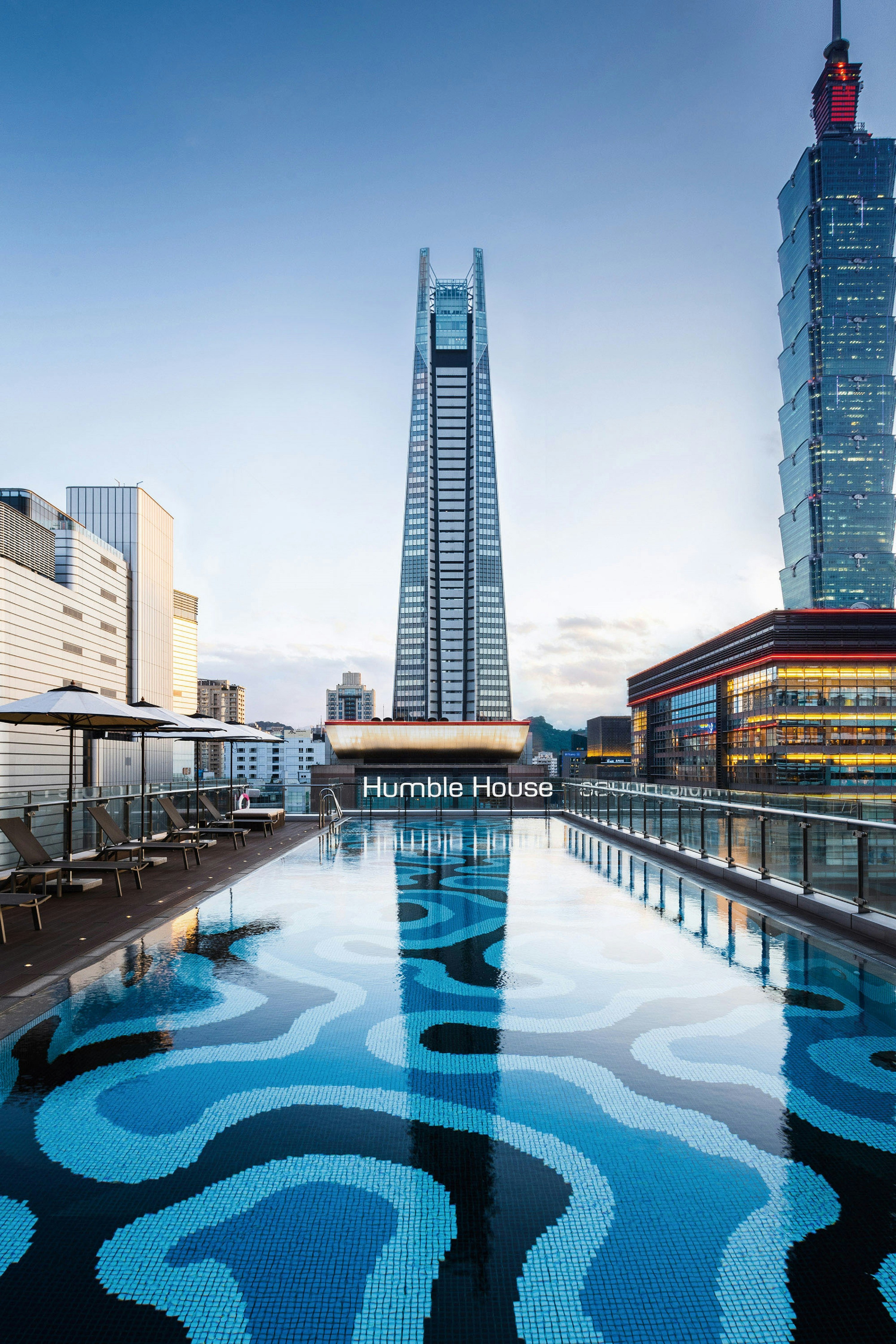 Humble House Taipei, Curio Collection by Hilton 35/36