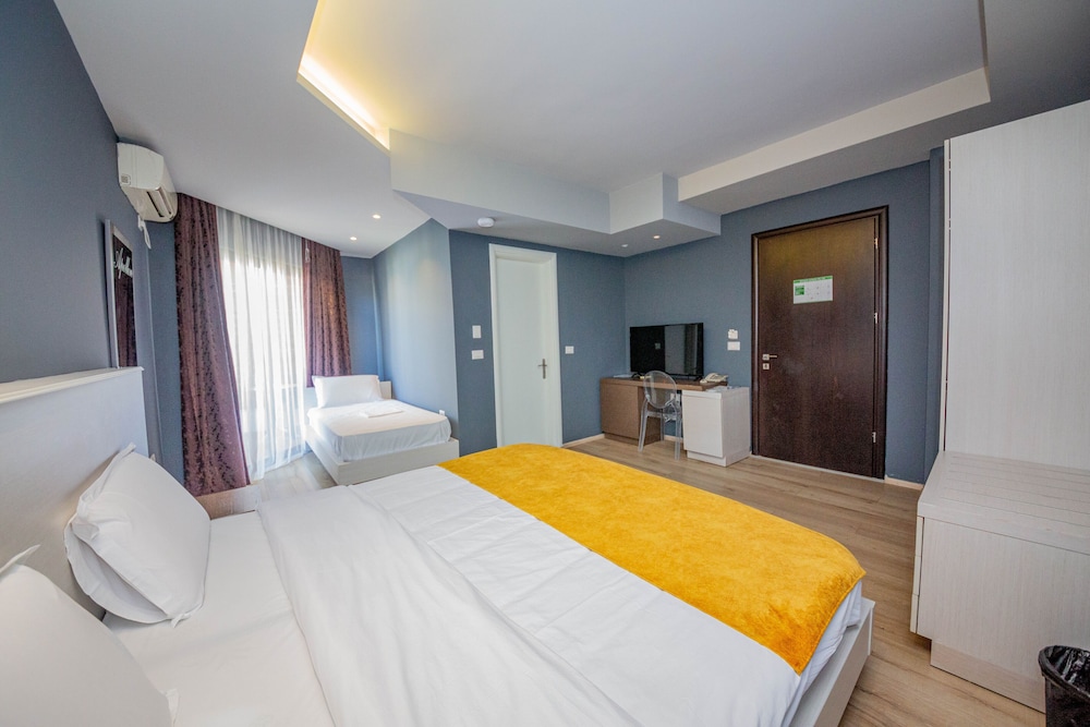 Hotel Apollon 14/64