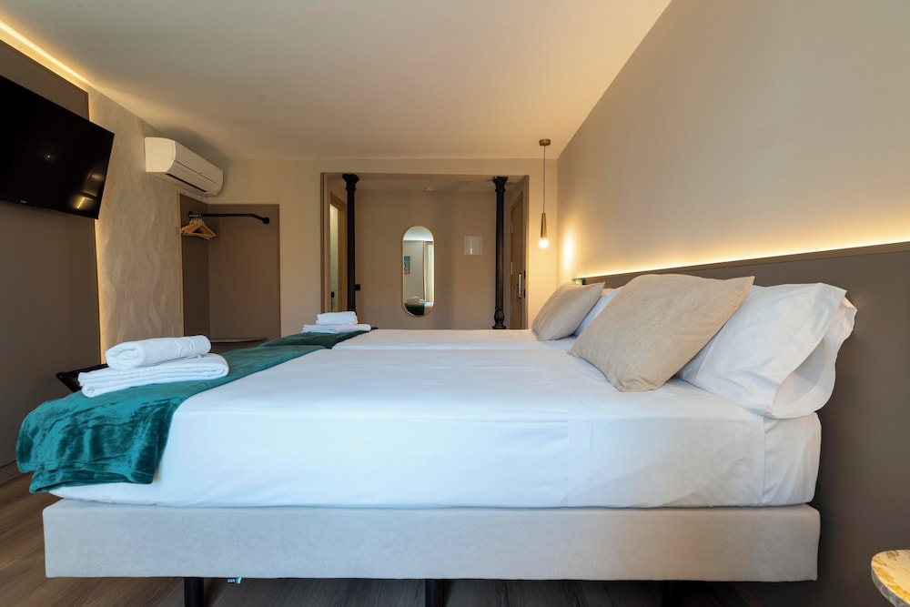 Hotel boutique Negresco Plaza Mayor 8/21