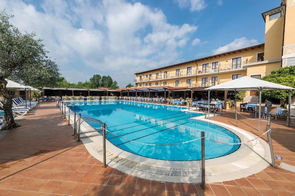 Hotel Antico Monastero 3/53