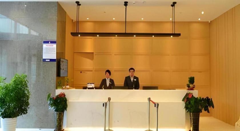 Jinjiang Metropolo Hotel (Qingdao Xinduxin Shuangshan Metro Station) 7/58
