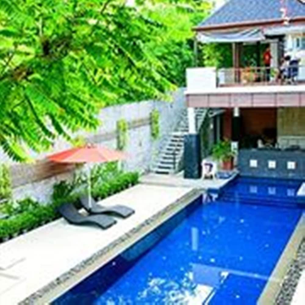 SURINTRA BOUTIQUE RESORT 21/25