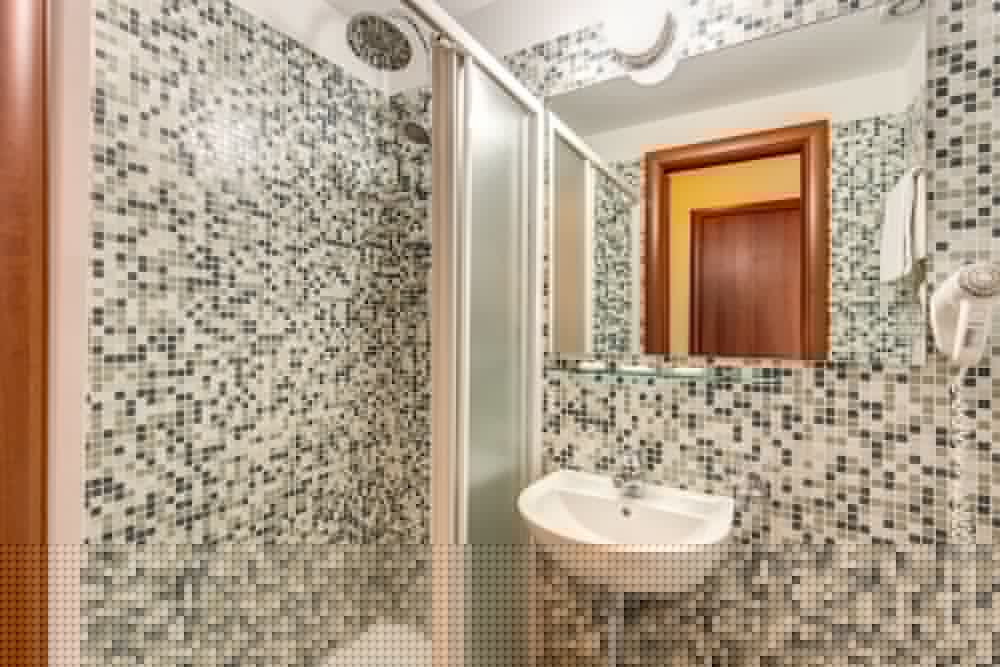 Adas Hotel 19/80