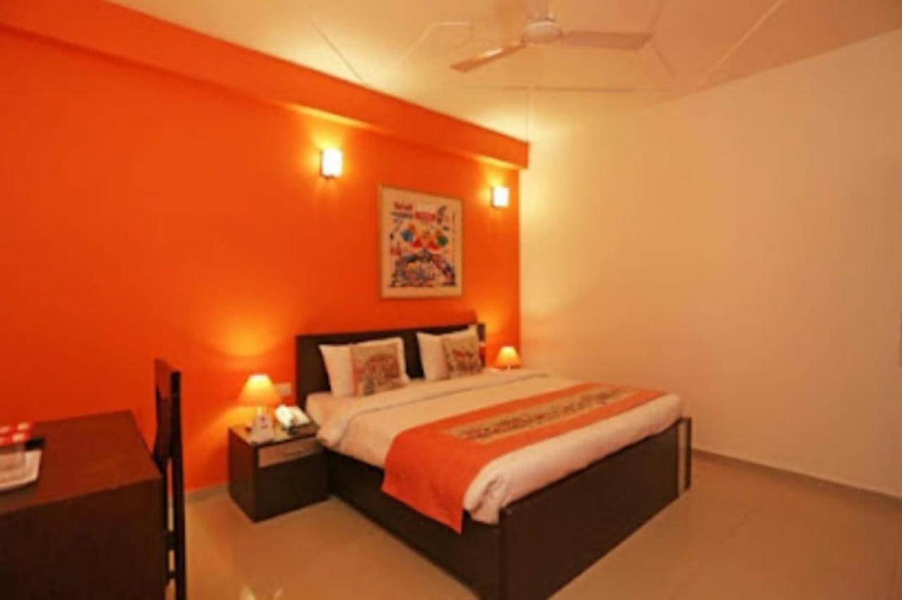 Oyo Rooms 766 Delhi Airport 14/29
