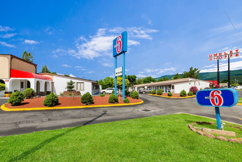 Motel6 Salem, VA 43/52