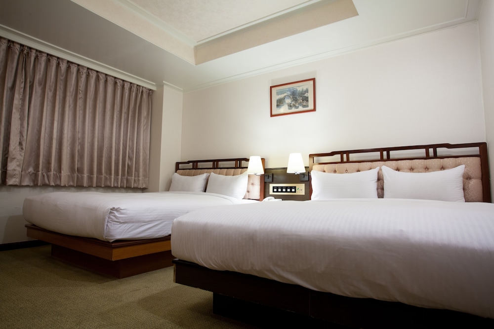 Harazuru Hotel 24/58