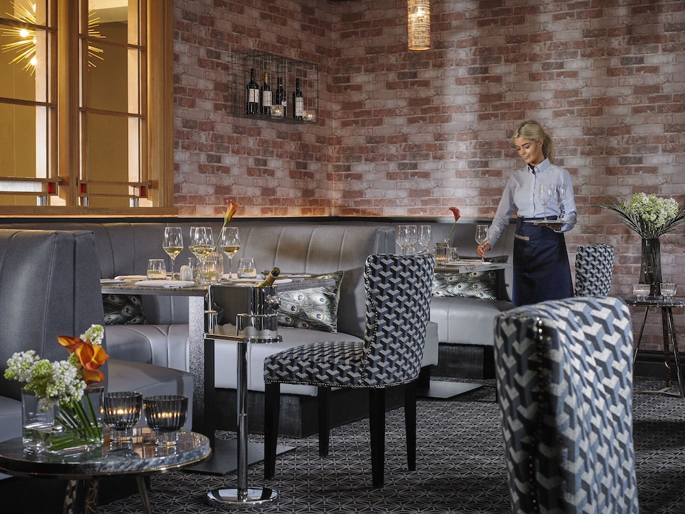 Tullamore Court Hotel 38/49