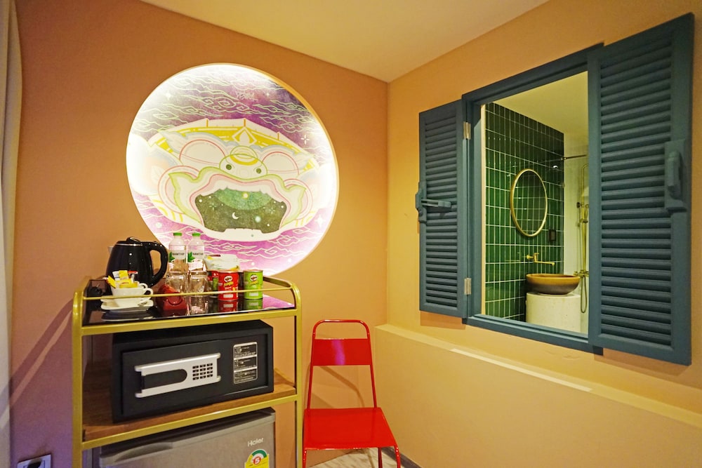 4 Monkeys Hotel Bangkok 30/50