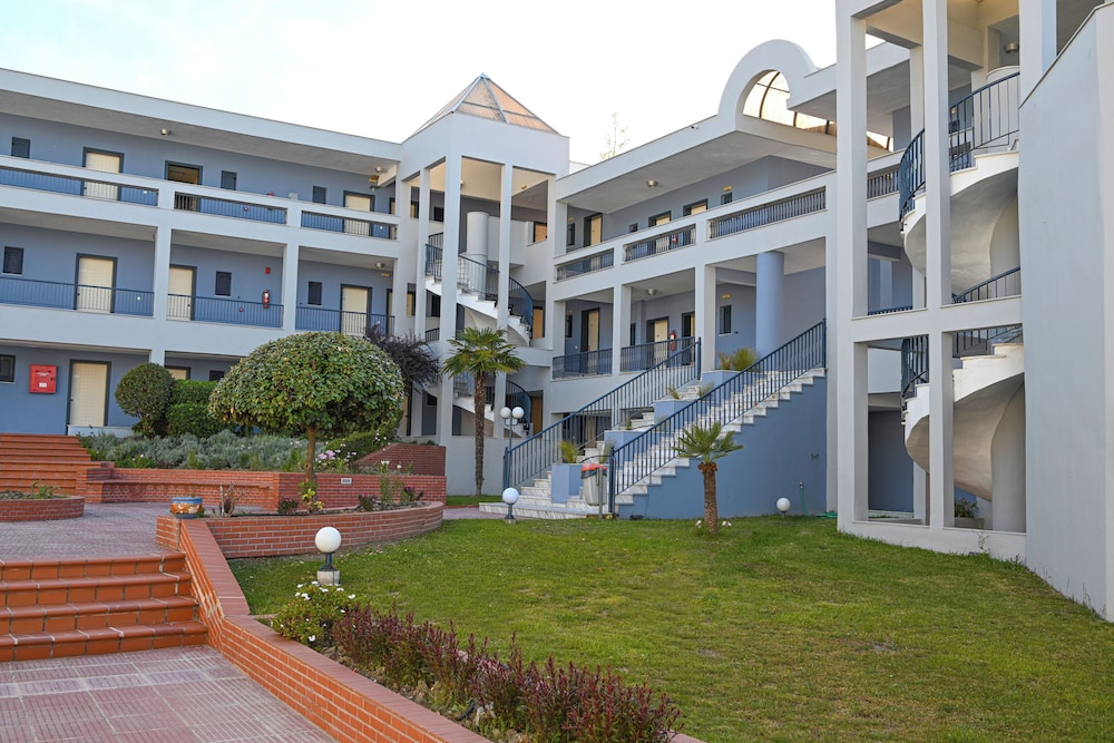 Atrium Hotel Halkidiki 54/58