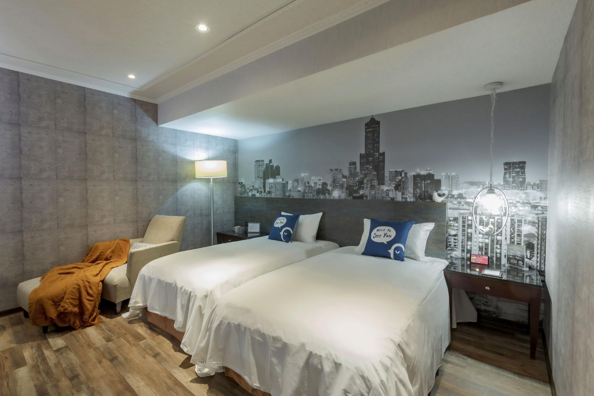 Room, Double or Twin Bed, No Window