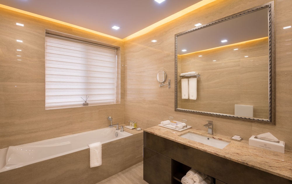 Paris Hotel Yerevan 18/42
