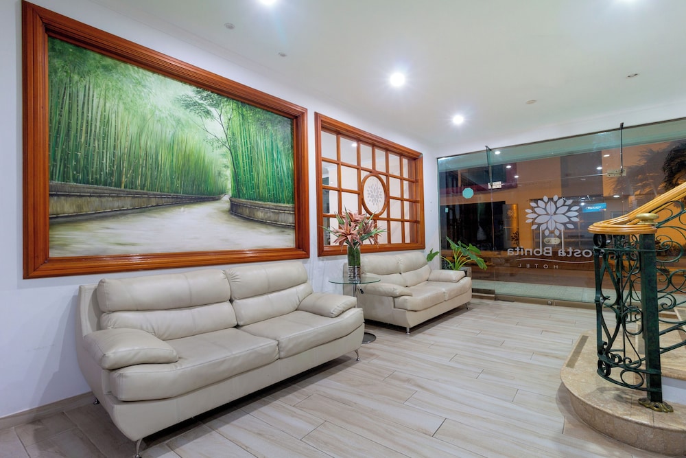Hotel Costa Bonita 44/61