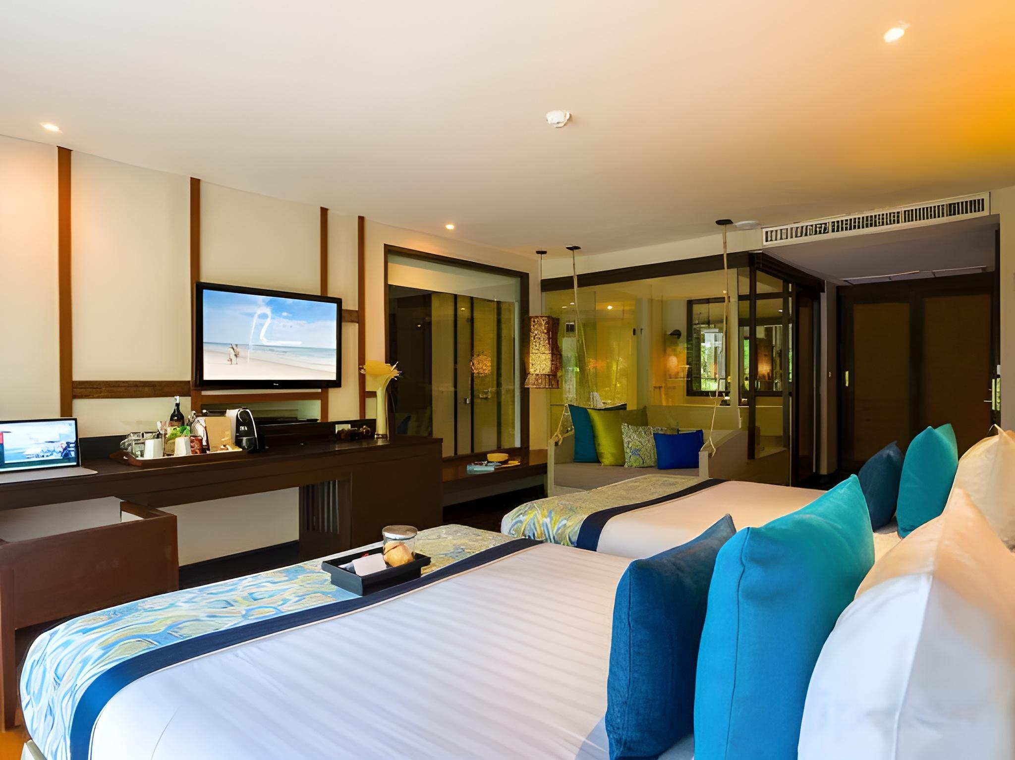 Zen, Suite, Twin Beds, Jetted Pool