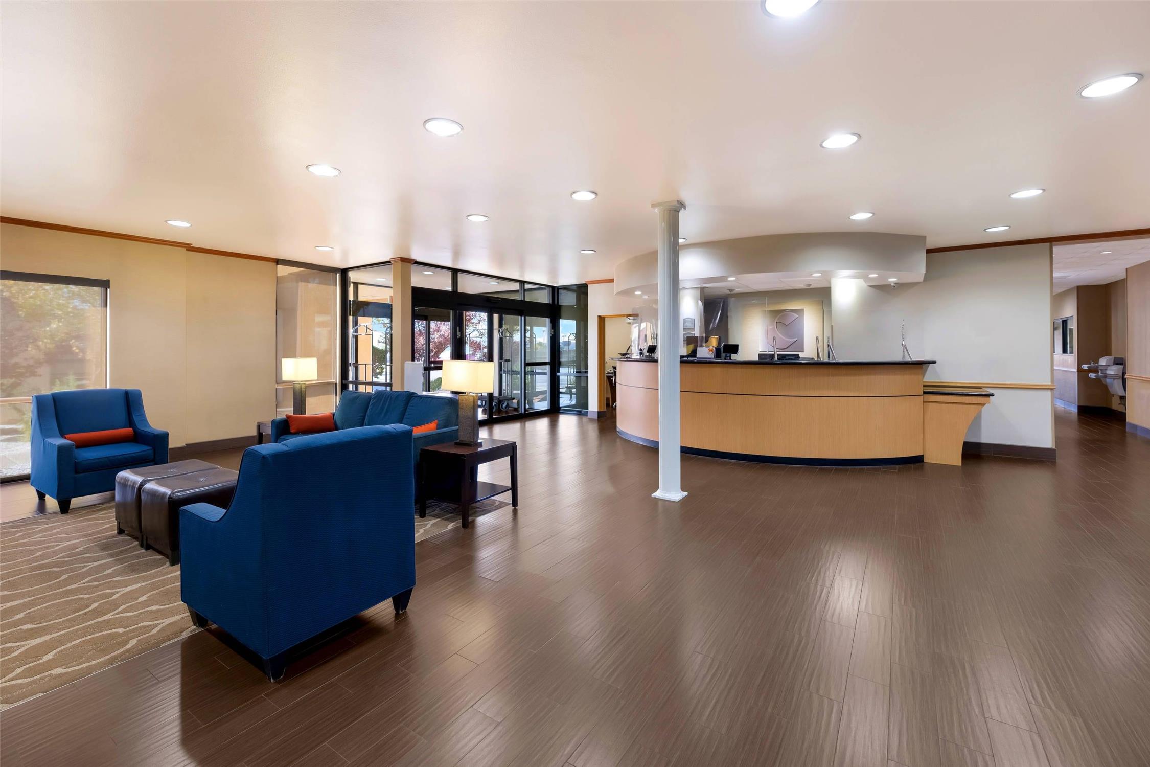 Comfort Suites El Paso West 5/49