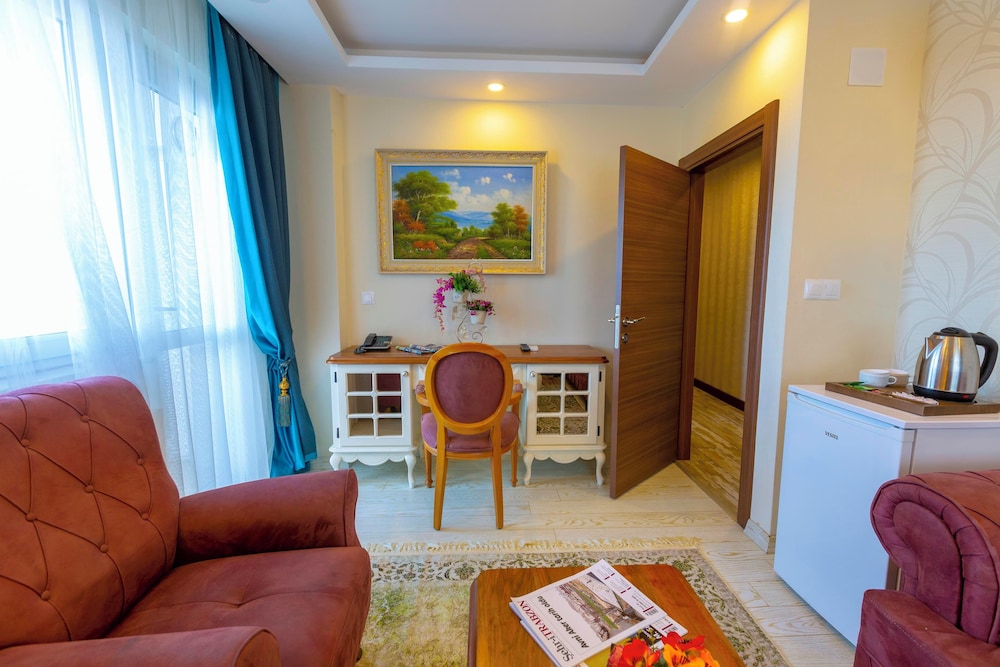 Andalouse Airport Suite Hotel 32/50