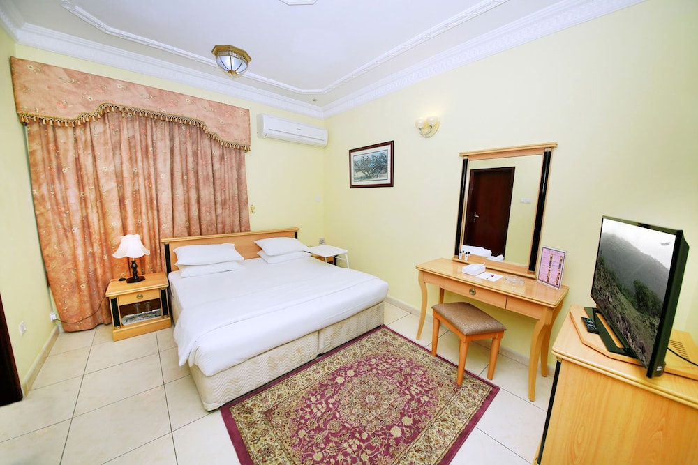 Muscat International Hotel 12/50