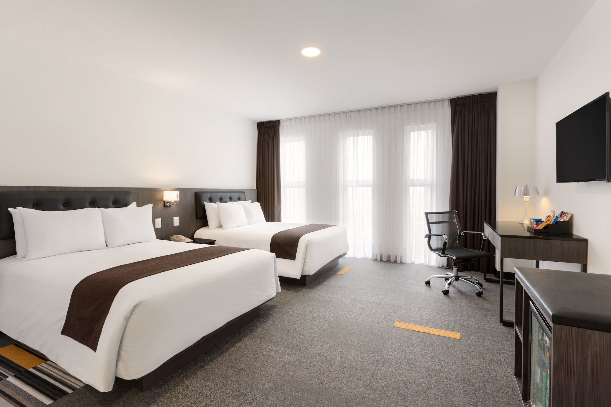 ROOM, 2 DOUBLE BEDS, ACCESSIBLE