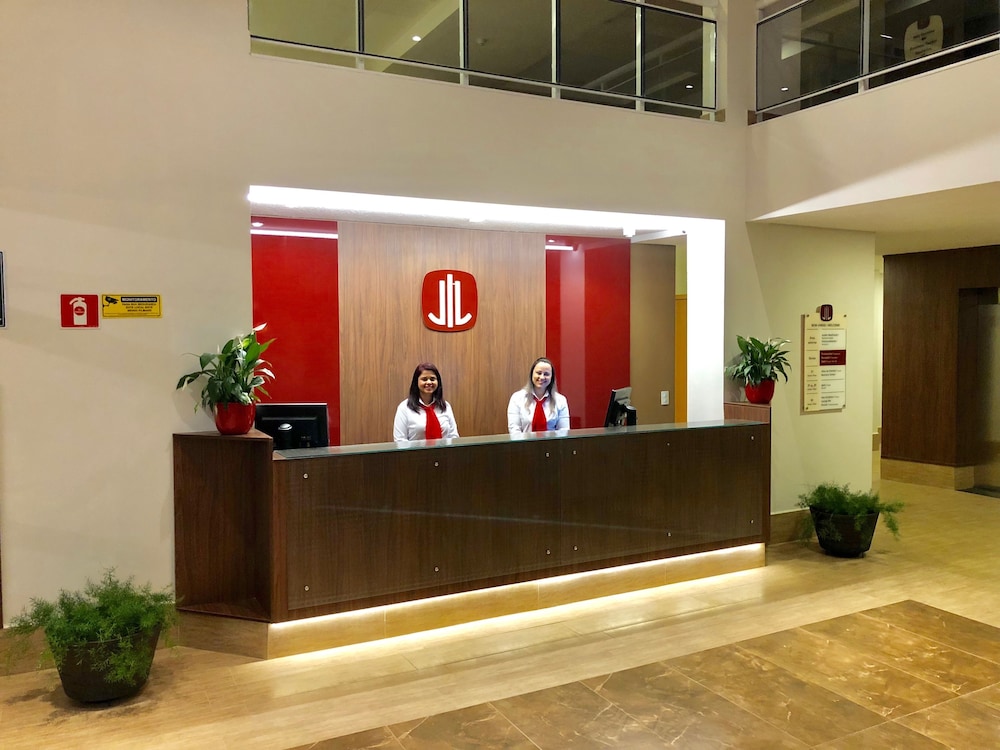 Lummina Hotel Mogi 9/50