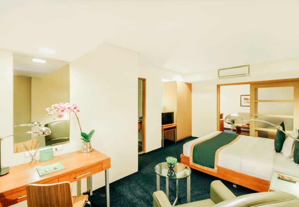 Greenhills Elan Hotel Modern 40/56