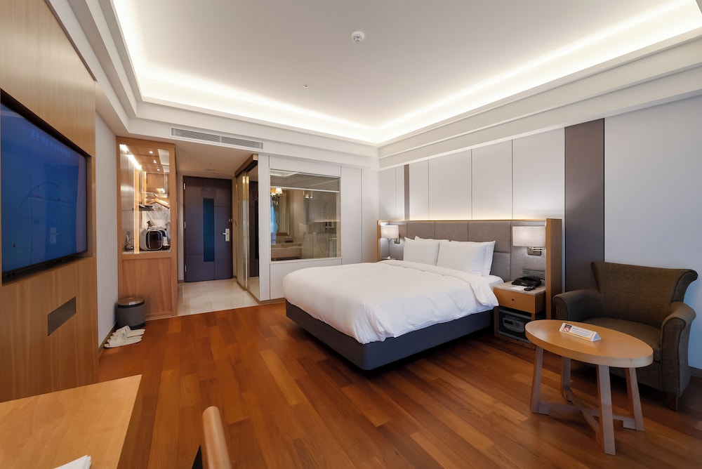 Inner, Premium, Queen Bed