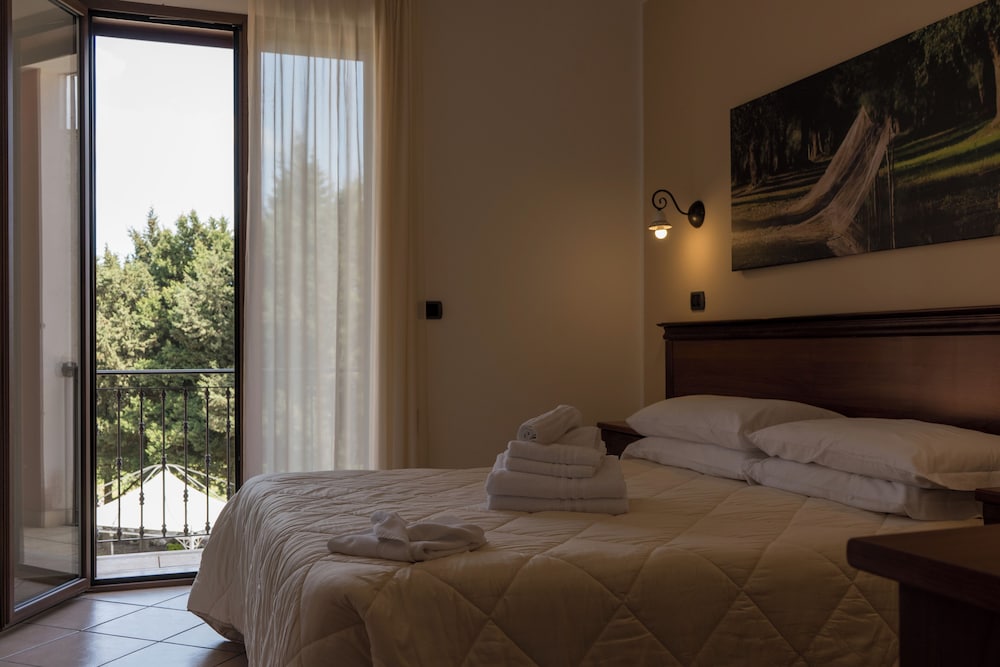 Relais Casina Copini 8/50